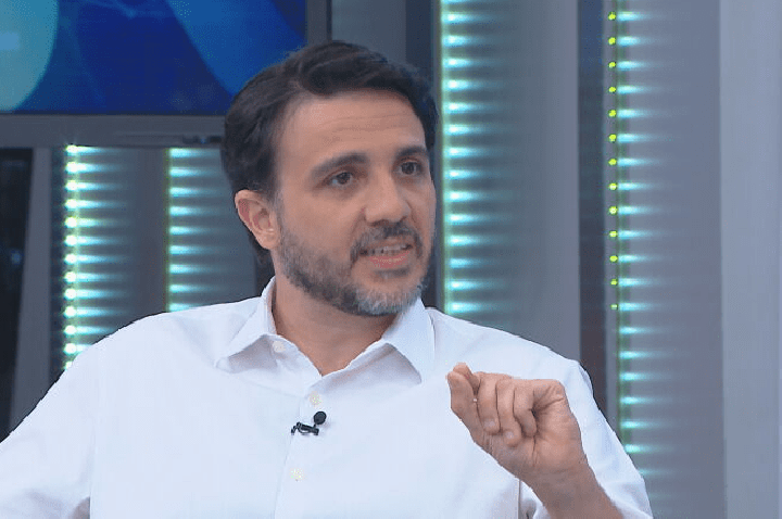 À CNN, Renan Santos diz que acabar com escala 6×1 é enganar trabalhador