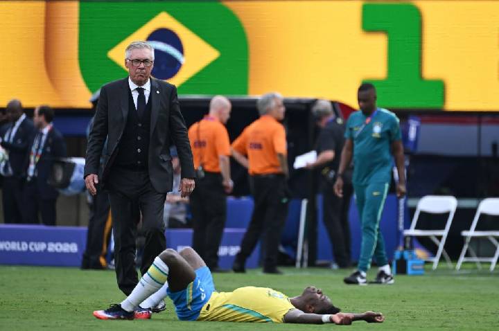 Análise: Brasil falhou ao não adaptar sua estratégia, diz Michel Bastos
