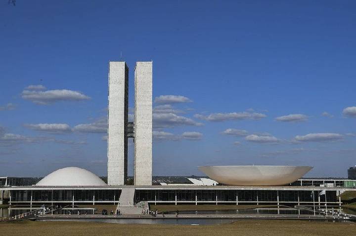 Análise: Congresso entrega “trunfo político” ao bolsonarismo