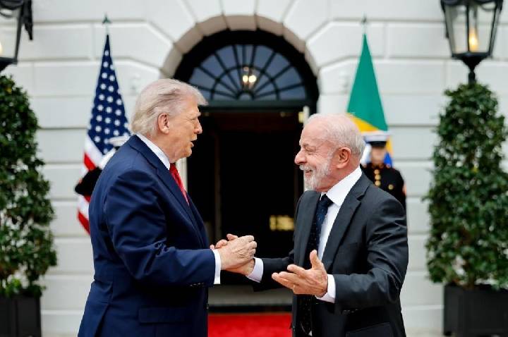 Análise: conversas entre Lula e Trump não têm blindado o Brasil de tarifas