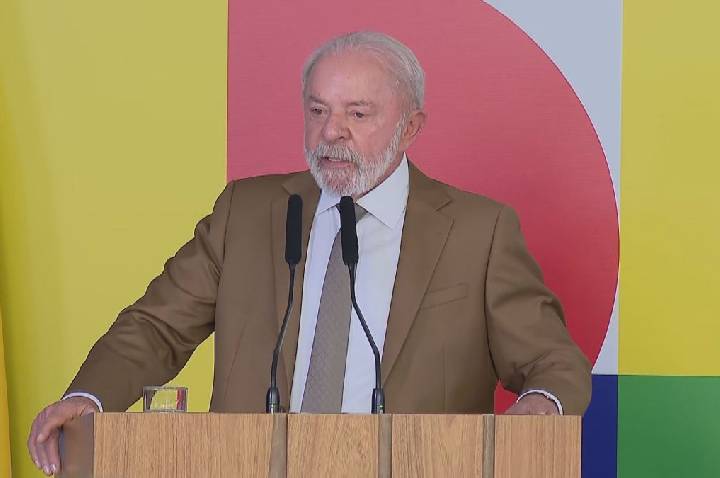 Análise: Governo usa Pix para retomar tema da soberania