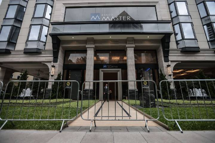 Análise: O impacto dos escândalos do Master no PT e PL