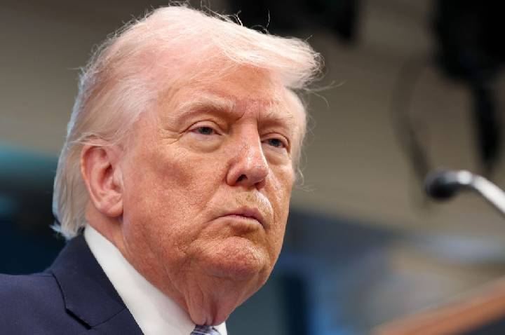 Análise: Trump demonstra frustração enquanto Irã o faz esperar