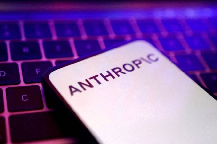 Anthropic revela que IA hackeou três empresas durante testes