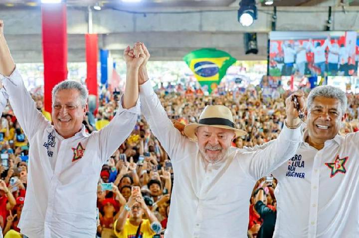 Ao lado de Lula e Jaques, Jerônimo é confirmado candidato à reeleição na BA