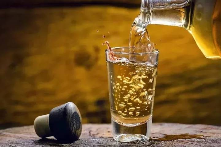 Apex investe R$ 2,6 para abrir novos mercados à cachaça do Brasil