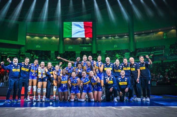 Após perder para o Brasil, Itália vence China e conquista o bronze na VNL