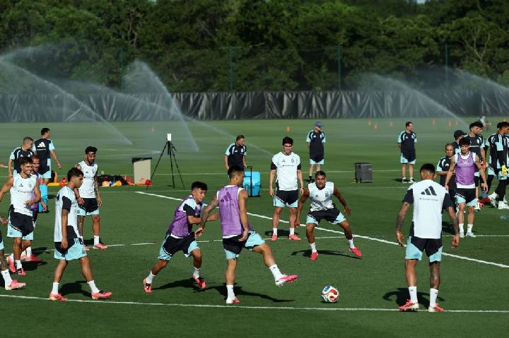 Argentina assume topo do ranking mundial de seleções da Fifa; veja lista