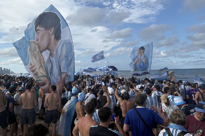 Argentina sugere separar torcidas em semifinal da Copa contra Inglaterra