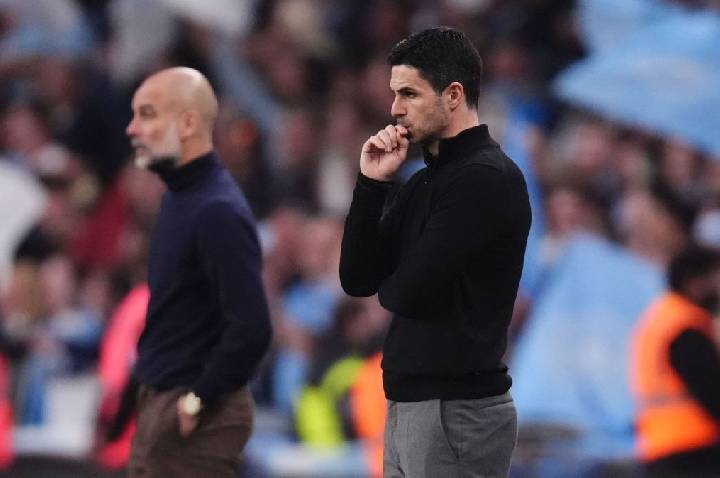 Arsenal encara Newcastle sob pressão na briga pelo título da Premier League