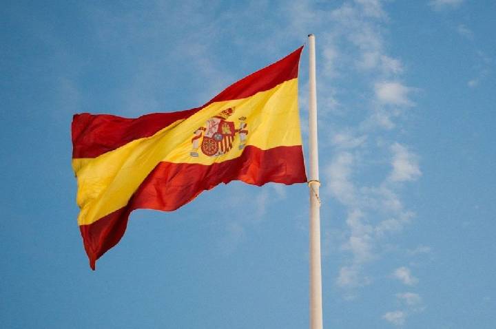 Ataque a tiros deixa dois mortos e quatro feridos no sul da Espanha