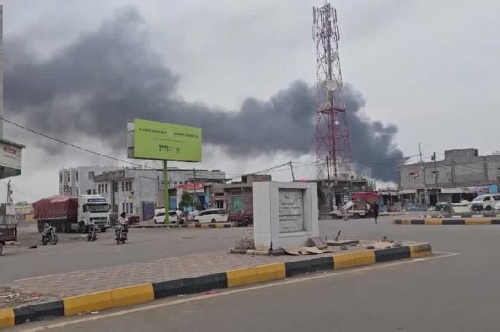 Ataque dos Houthis deixa ao menos sete mortos no Iêmen, diz exército