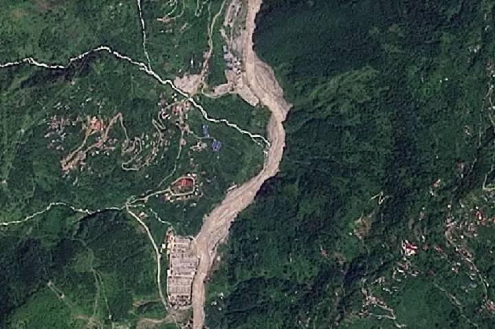 Autoridades do Nepal alertam para alta da vazão do rio em área de enchentes