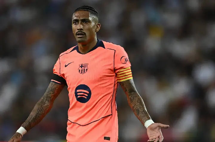 Barcelona: Após ‘trauma’ com seleção brasileira, Flick muda estratégia para Raphinha