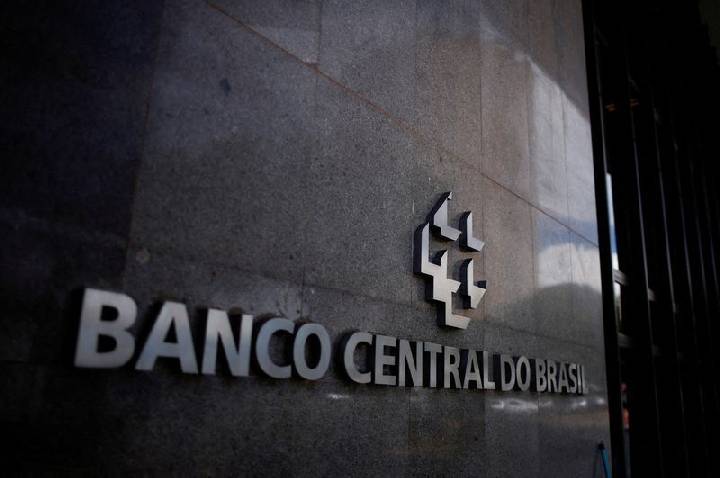 BC entregou o esperado e evitou se comprometer com futuro, dizem analistas