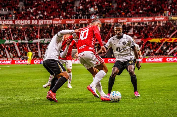 Brasileirão: Inter e Atlético-MG empatam sem gols no Beira-Rio