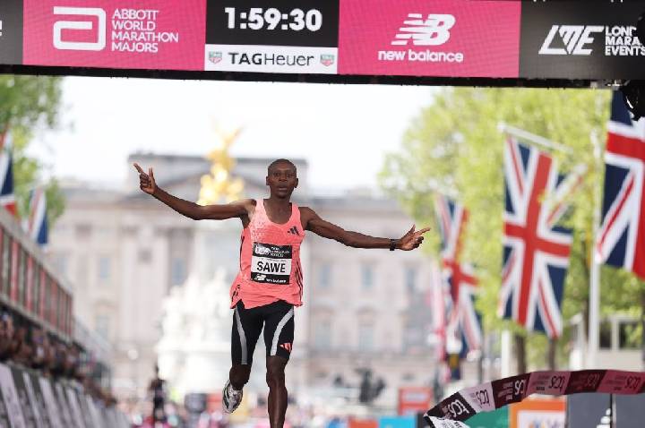 Brasileiro vê a quebra do recorde da maratona diretamente do Quênia; vídeo