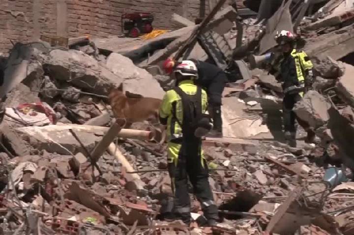 Buscas por desaparecidos continuam na Colômbia uma semana após terremoto