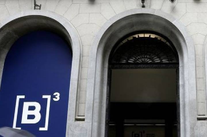 Cade aprova compra de 60% da CRDC pela B3, condicionada a acordo