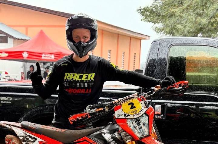 Campeão de enduro morre em acidente de trabalho em Santa Catarina