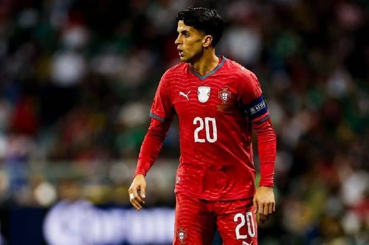 Cancelo sai em defesa de CR7 e Neymar na Copa: “Não precisam provar nada”