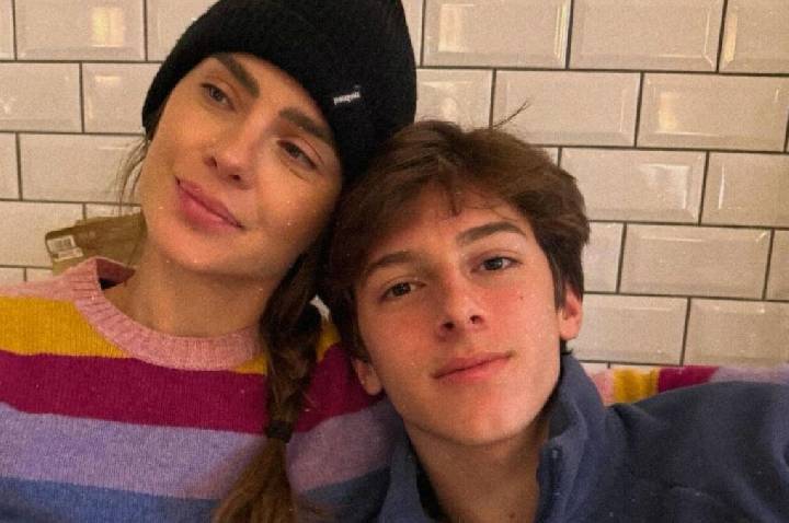 Carolina Dieckmmann chora após descobrir atitude do filho: “Não sabia”
