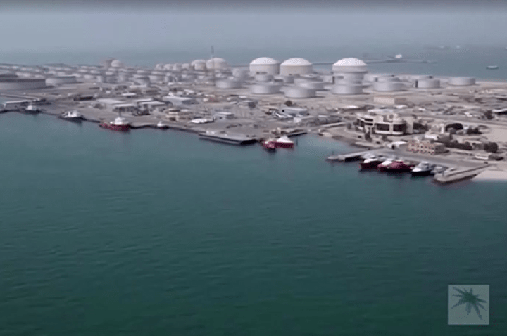 Carregamentos são retomados no maior porto petrolífero do Oriente Médio