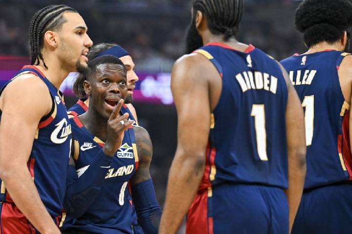 Cavaliers vencem Pistons e diminuem desvantagem nos playoffs da NBA