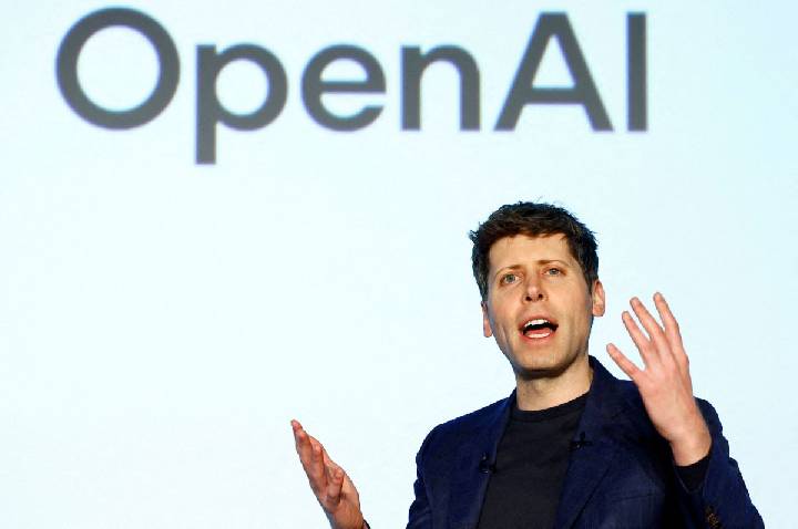 CEO da OpenAI diz ser improvável que IA leve a “apocalipse do emprego”