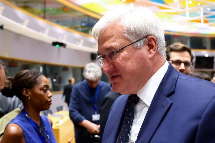 Chanceler da Ucrânia adverte Irã sobre escalada e apoio militar à Rússia