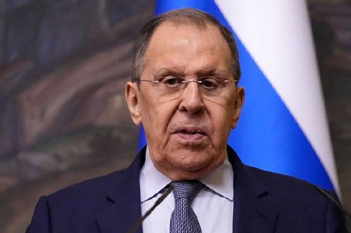 Chanceler diz que Rússia está pronta para retomar negociações com Ucrânia