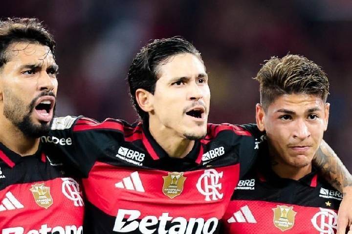 Chances de título do Flamengo no Brasileirão disparam após tomar liderança