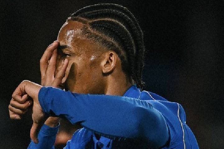 Chelsea renova contrato de atacante brasileiro até 2034