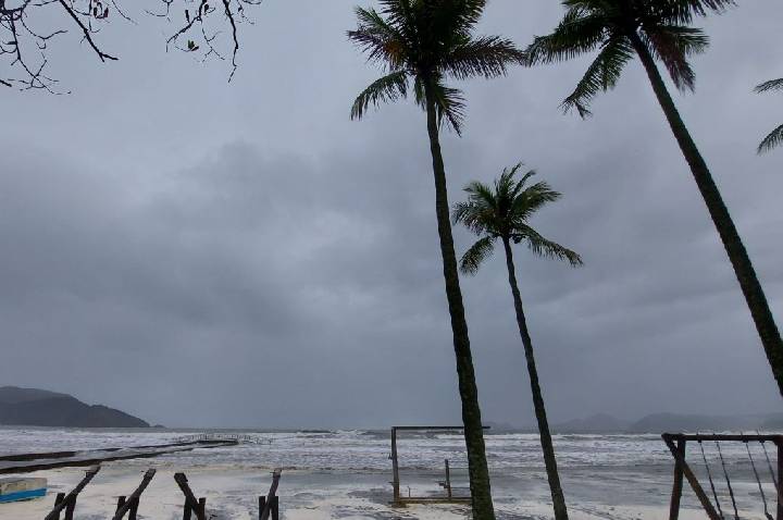 Ciclone-bomba: Santos registra rajadas de vento de mais de 100 km/h