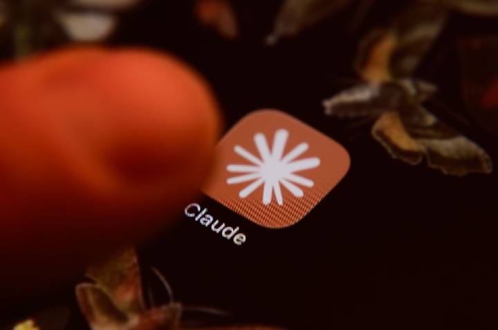 Claude caiu? Chatbot apresenta instabilidade nesta quarta-feira (5)