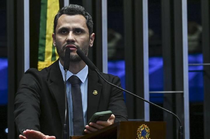 Cleitinho sobre PL recuar de candidatura: “Se quiser vir, será bem-vindo”