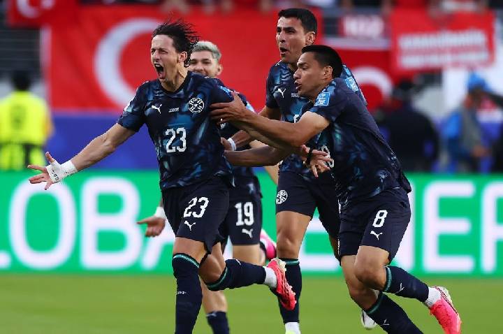 Com gol relâmpago, Paraguai elimina a Turquia e vence 1ª na Copa em 16 anos