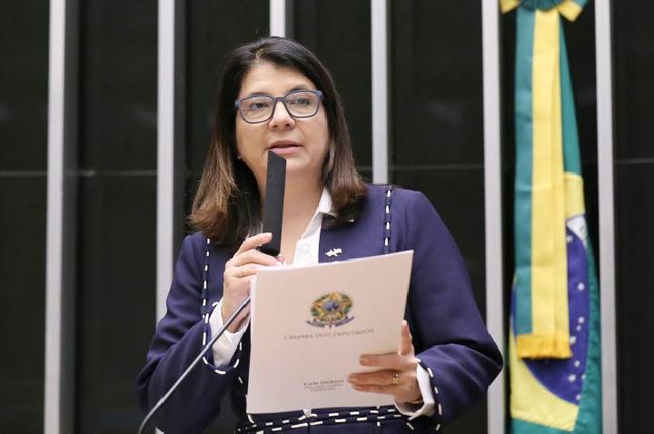 Comissão aprova criação de programa nacional de pesquisa sobre autismo