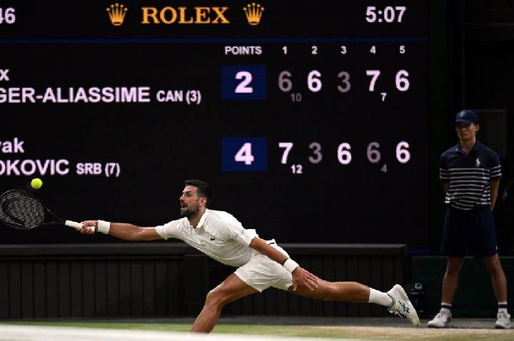 Comparado a Messi, Djokovic brinca: “Queria jogar só 90 minutos, como ele”