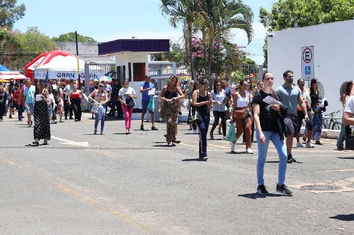 Concursos públicos seguem previstos durante período eleitoral