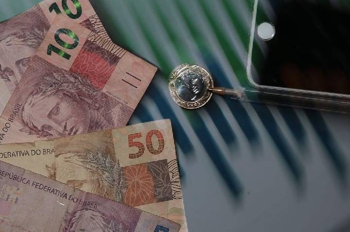 Copom reduz Selic em meio à desaceleração econômica