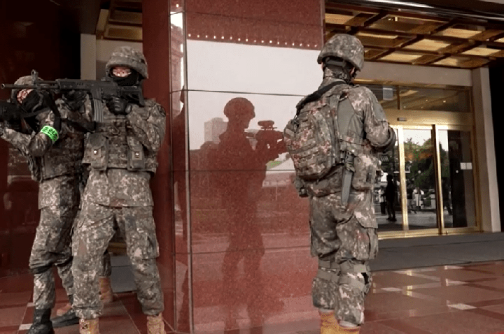 Coreia do Sul realiza exercícios militares após redução anunciada por Trump
