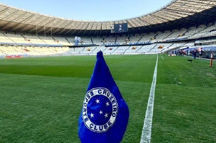 Cruzeiro x Chapecoense: escalações e onde assistir ao jogo do Brasileirão