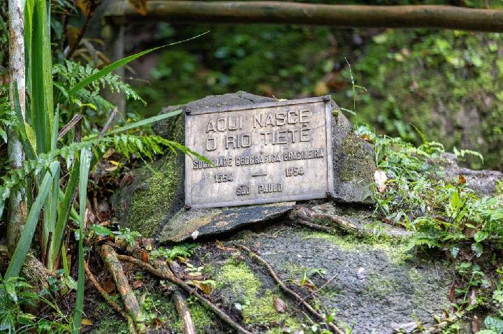 Da nascente à foz: Rio Tietê tem contaminação por toda a extensão em SP