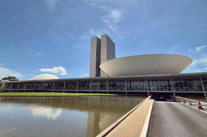 Datafolha: avaliação negativa do Congresso é de 37%; positiva é de 18%