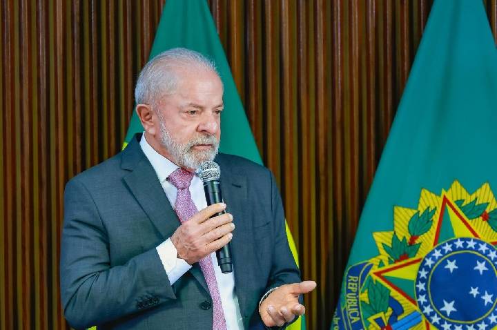 Datafolha: avalição negativa do governo Lula é de 38%; positiva, 32%