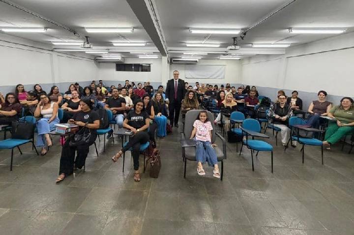 Debate sobre Sustentabilidade e Consumo Consciente é promovido pelo MPRO com estudantes de Direito