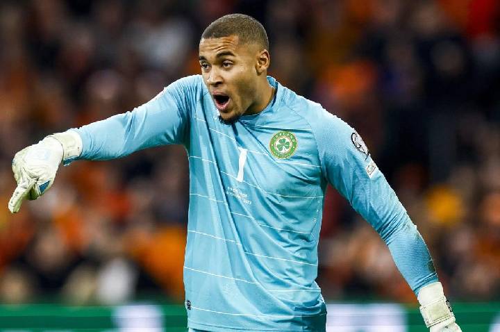 Decisão do goleiro gera ameaça ao jogo entre Irlanda e Israel