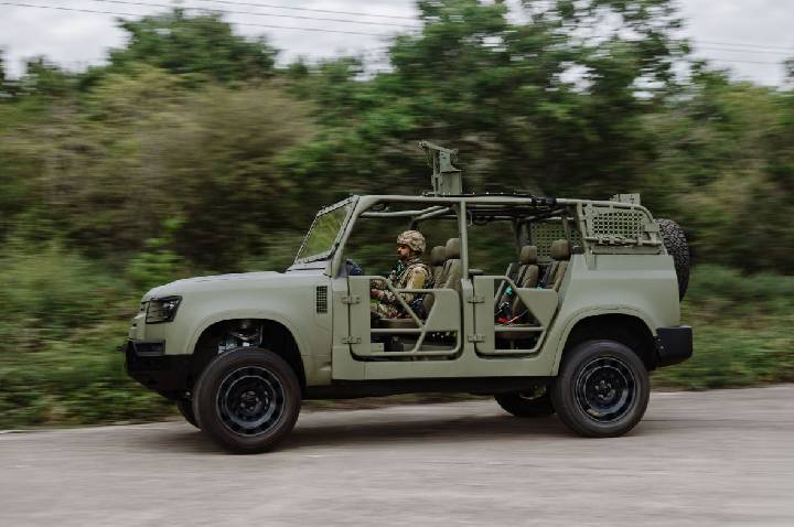 Defender Wolf II: Land Rover revela novas variantes do veículo militar