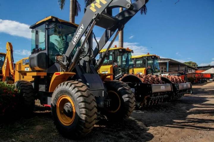 Deputado Alan Queiroz destina R$ 450 mil para aquisição de trator e implementos agrícolas no Vale do Anari